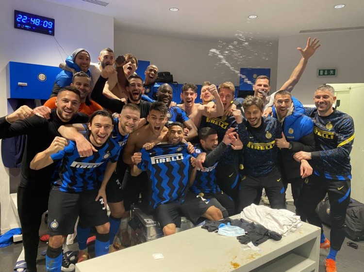 海港在上半 海港在上半