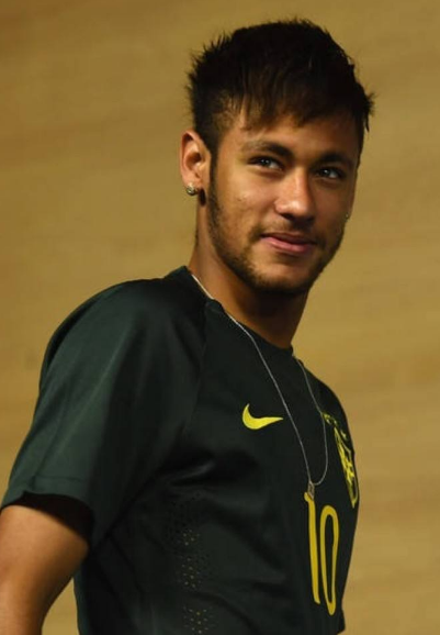 他以细腻的 他以细腻的