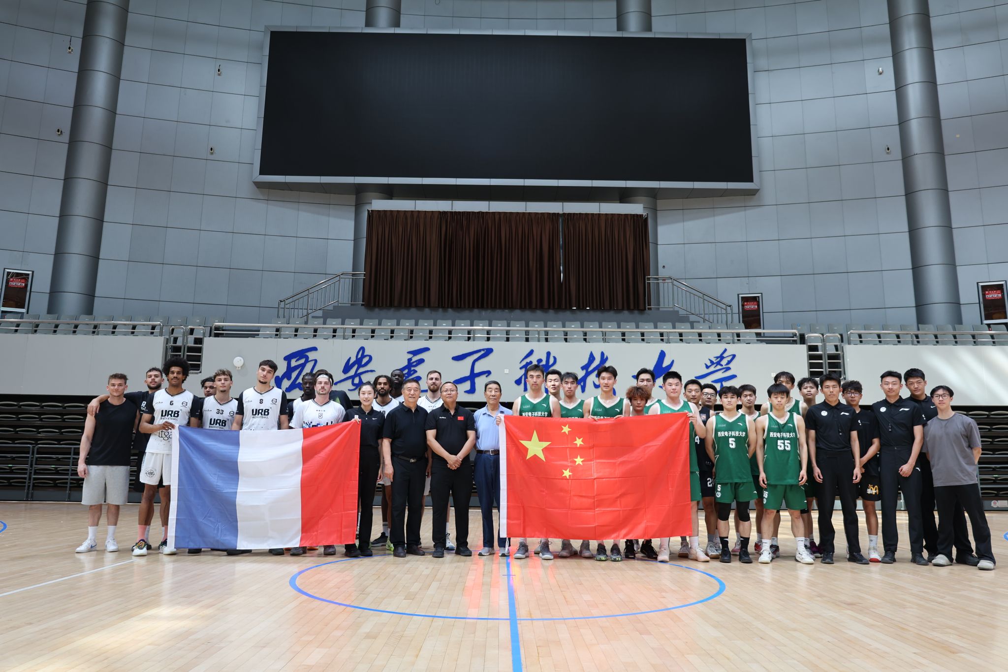 限制对手上 限制对手上